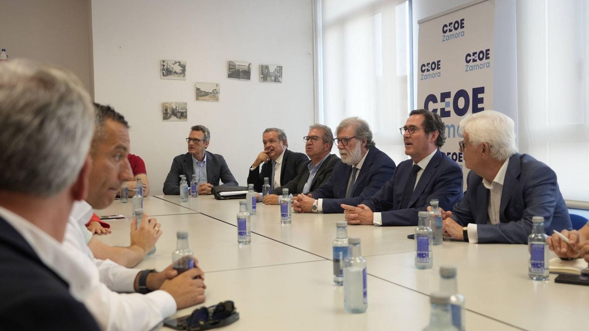 Garamendi durante su reunión con empresarios de Zamora