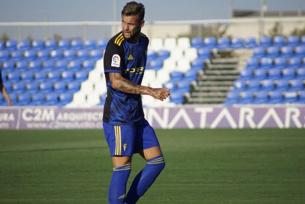 El Elche pierde contra el Cádiz en su primer partido de pretemporada.