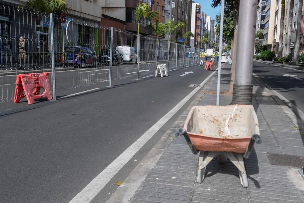 Obras de la MetroGuagua en la calle Venegas