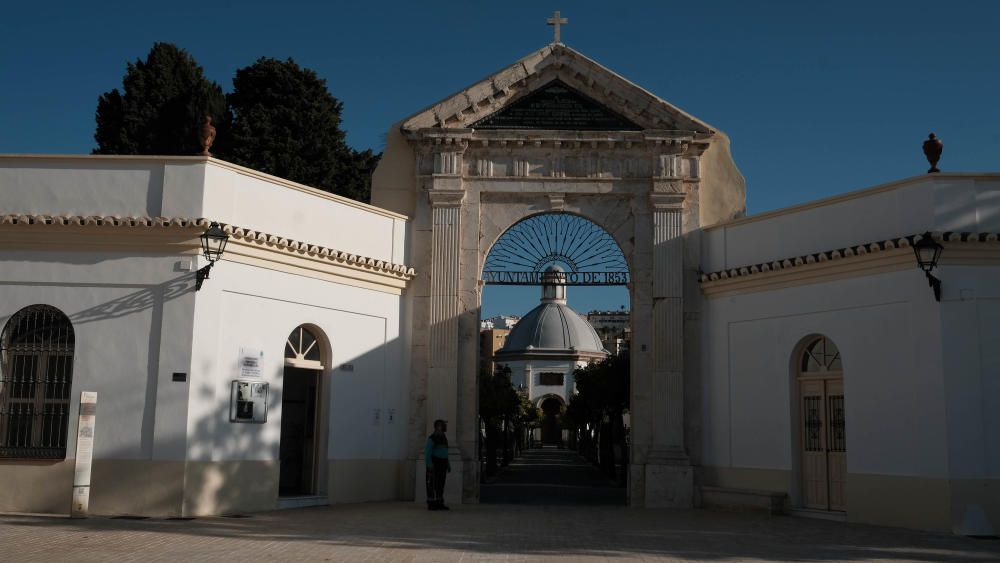 Día de Todos los Santos en el Cementerio Histórico de San Miguel