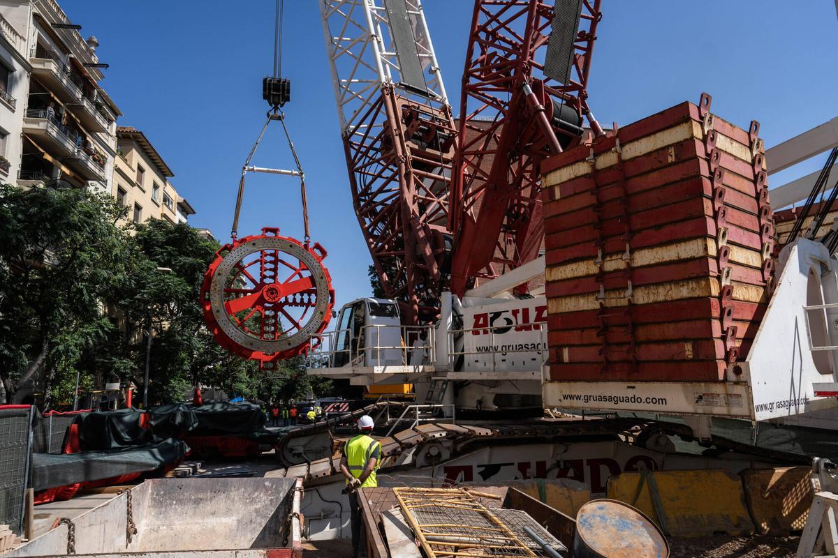 El Govern vol concessionar carreteres, estacions de l’L9 del metro i electrolineres per 1.184 milions d’euros