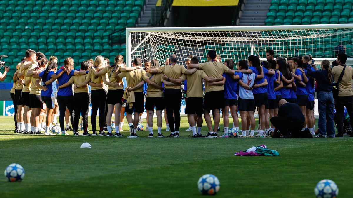 El FC Barcelona femenino durante el entrenamiento de este viernes en Lisbo para disputar mañana la final de la Liga de Campeones femenina contra el Arsenal