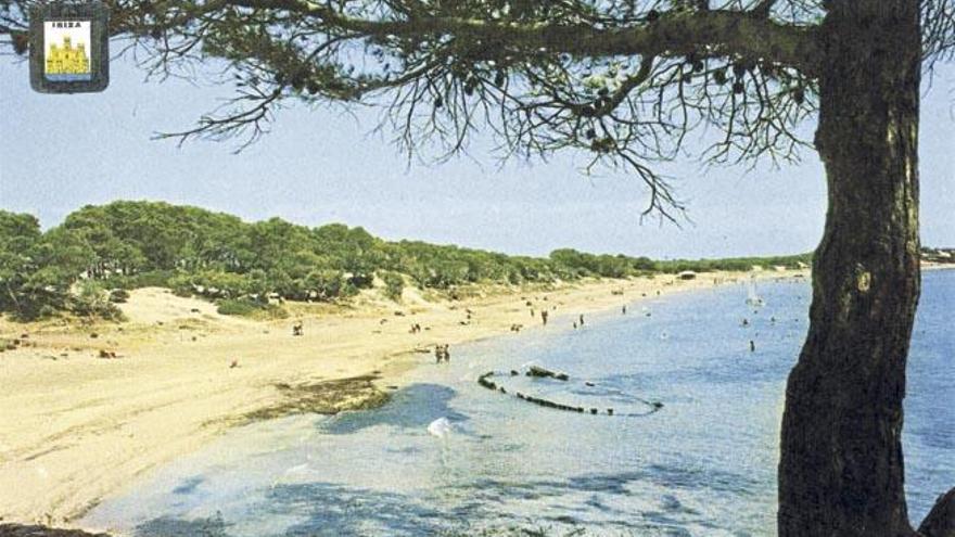 La platja de ses Salines en una postal del 1969.