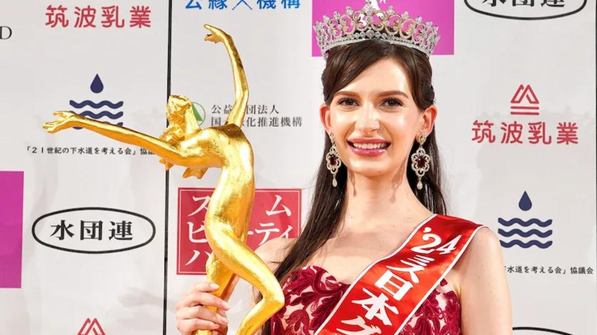 Karolina Shiino, la Miss Japón que renunció