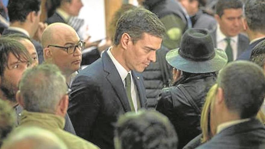 Sánchez exige a Rajoy elecciones si no aprueba las cuentas públicas