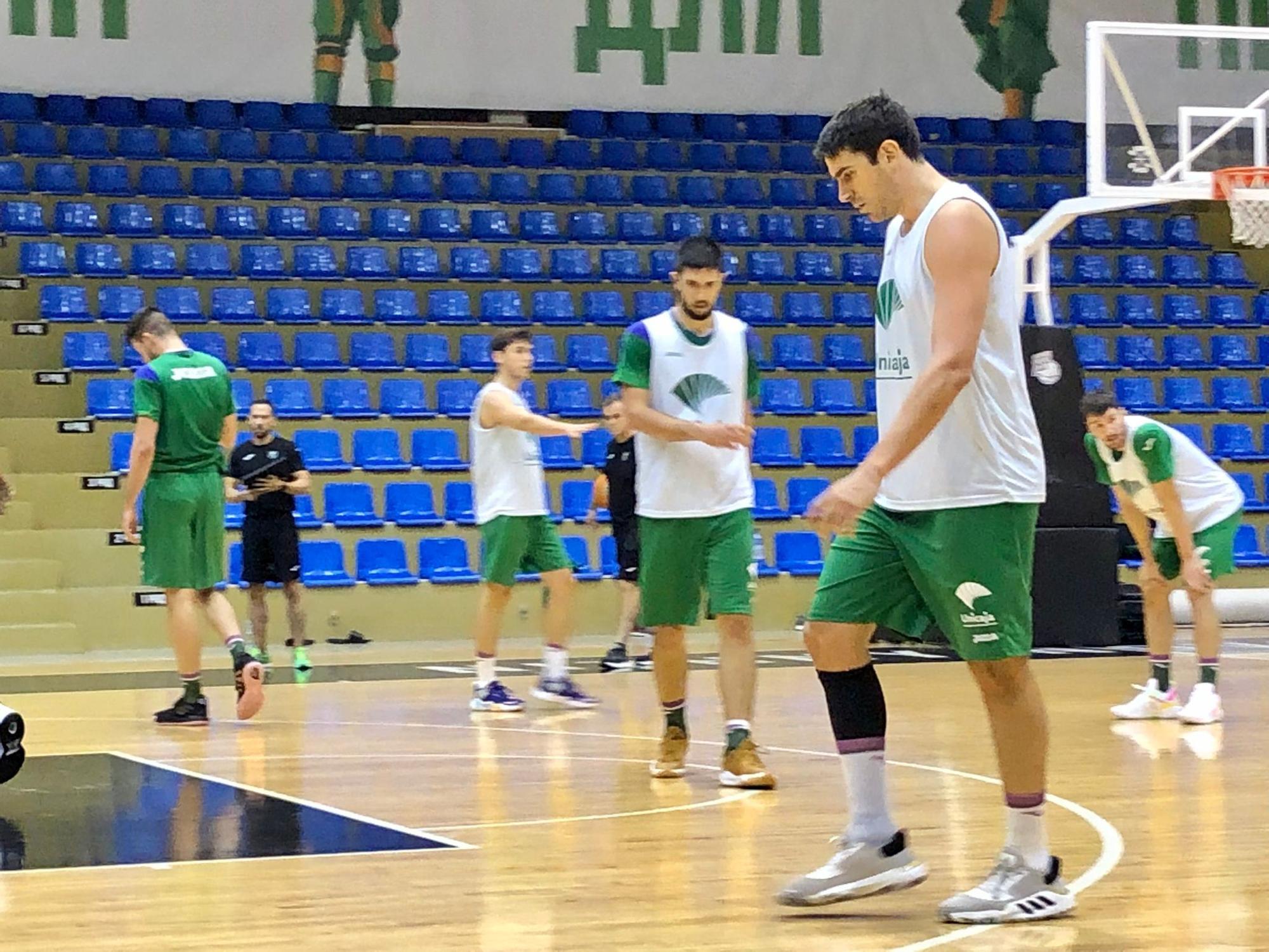 El Unicaja se entrena en Rusia ante su debut en la BCL