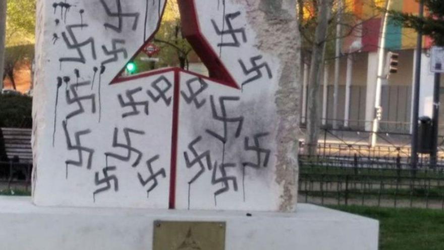 Vandalizado un monumento a las Brigadas Internacionales en Madrid