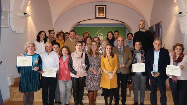 La Junta entrega a cuatro entidades los galardones Andalucía +Social