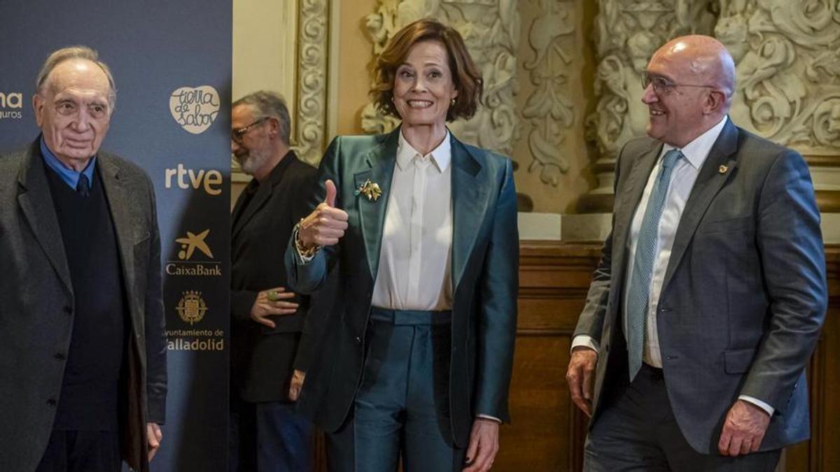 La actriz Sigourney Weaver recibirá este sábado el premio Goya Internacional 2024.