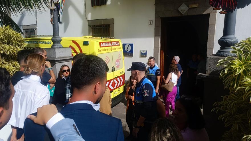 El senador y concejal de Telde Sergio Ramos sufre un desvanecimiento durante el pleno municipal