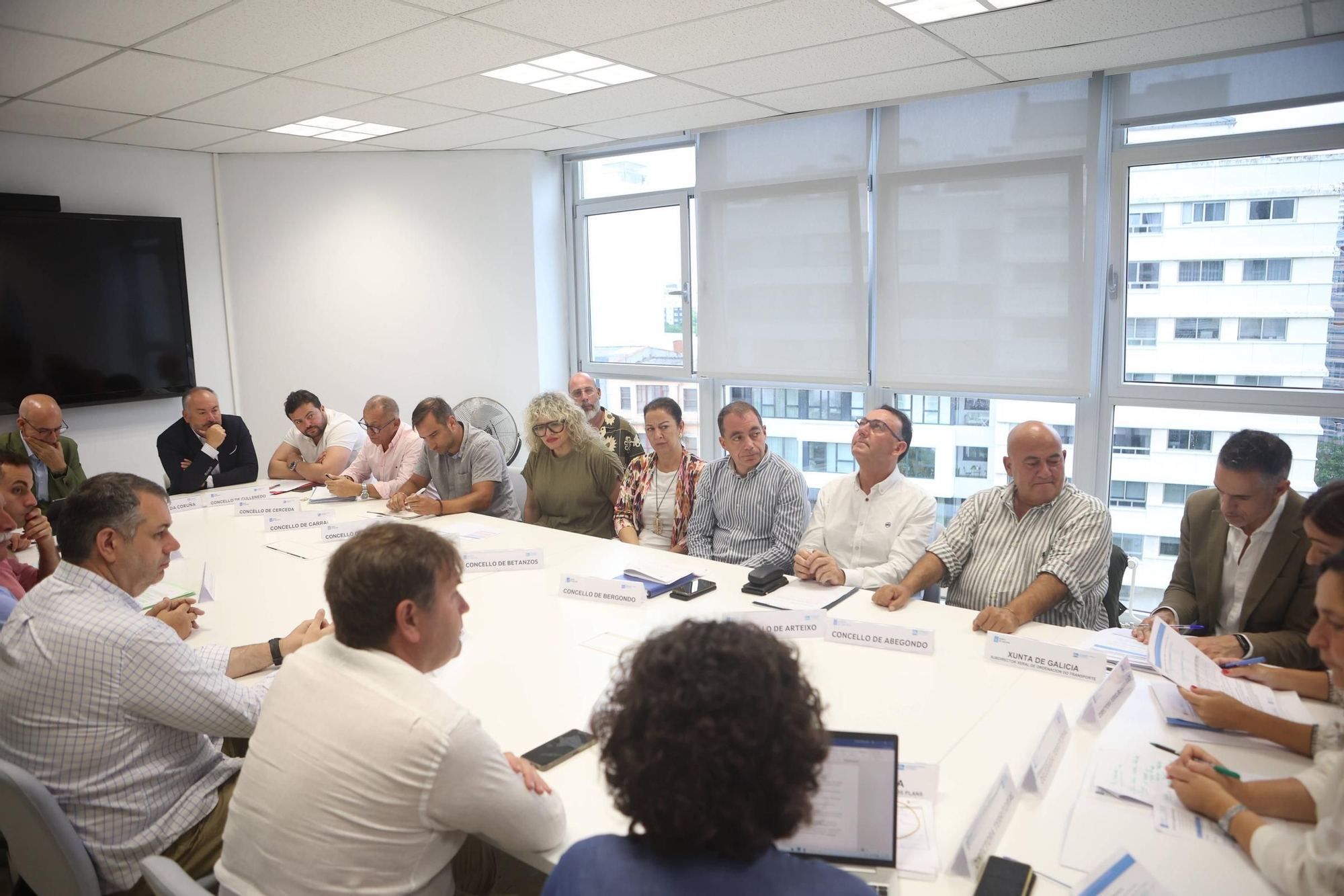 Reunión en A Coruña de la comisión de seguimiento del Área de Transporte Metropolitano