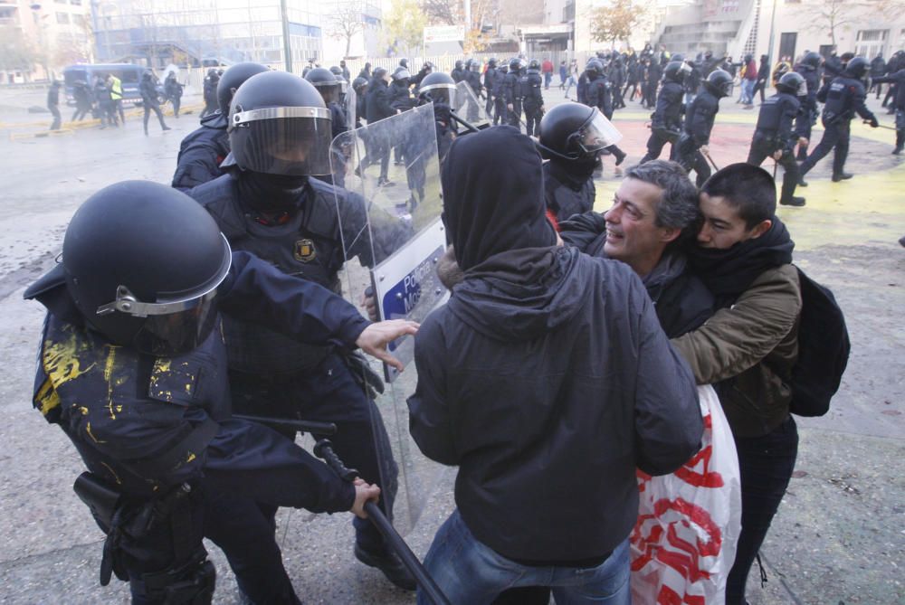 Manifestació antiborbònica a Girona