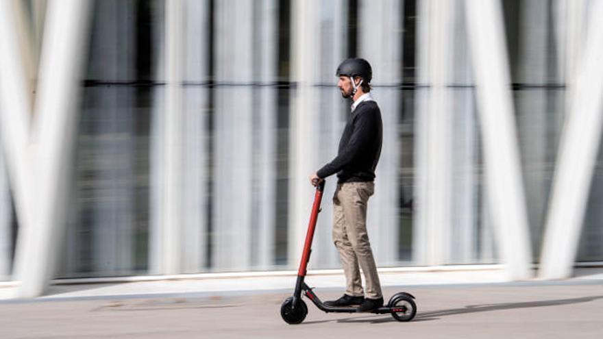 Seat eXS powered by Segway. SEAT