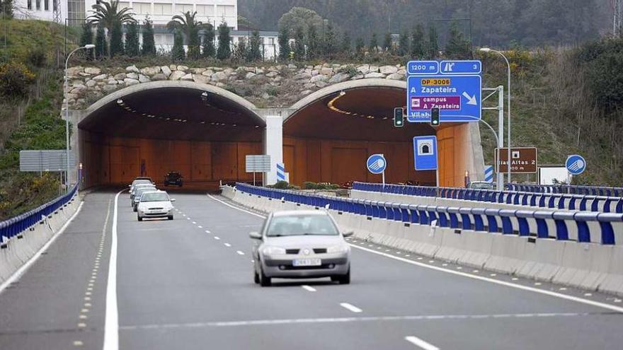 Tercera ronda a su paso por los túneles de Rías Altas.