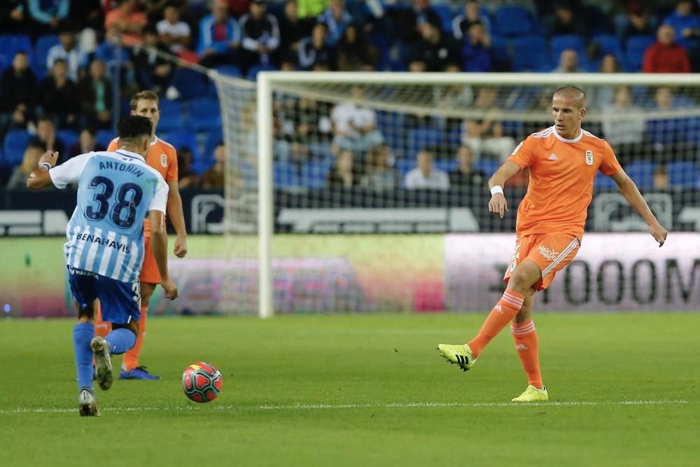 El partido entre el Málaga y el Oviedo, en imágenes