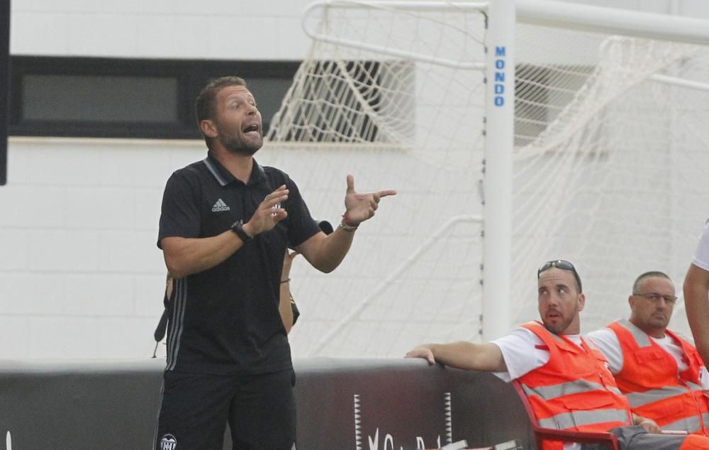 Las mejores imágenes del Valencia Mestalla - Hércules