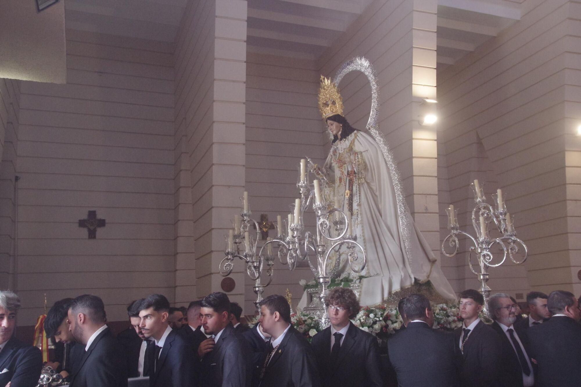 Traslado de la Virgen de Fátima y la Virgen de las Mercedes (El Tarajal) hacia sus altares por la festividad del Corpus en Málaga