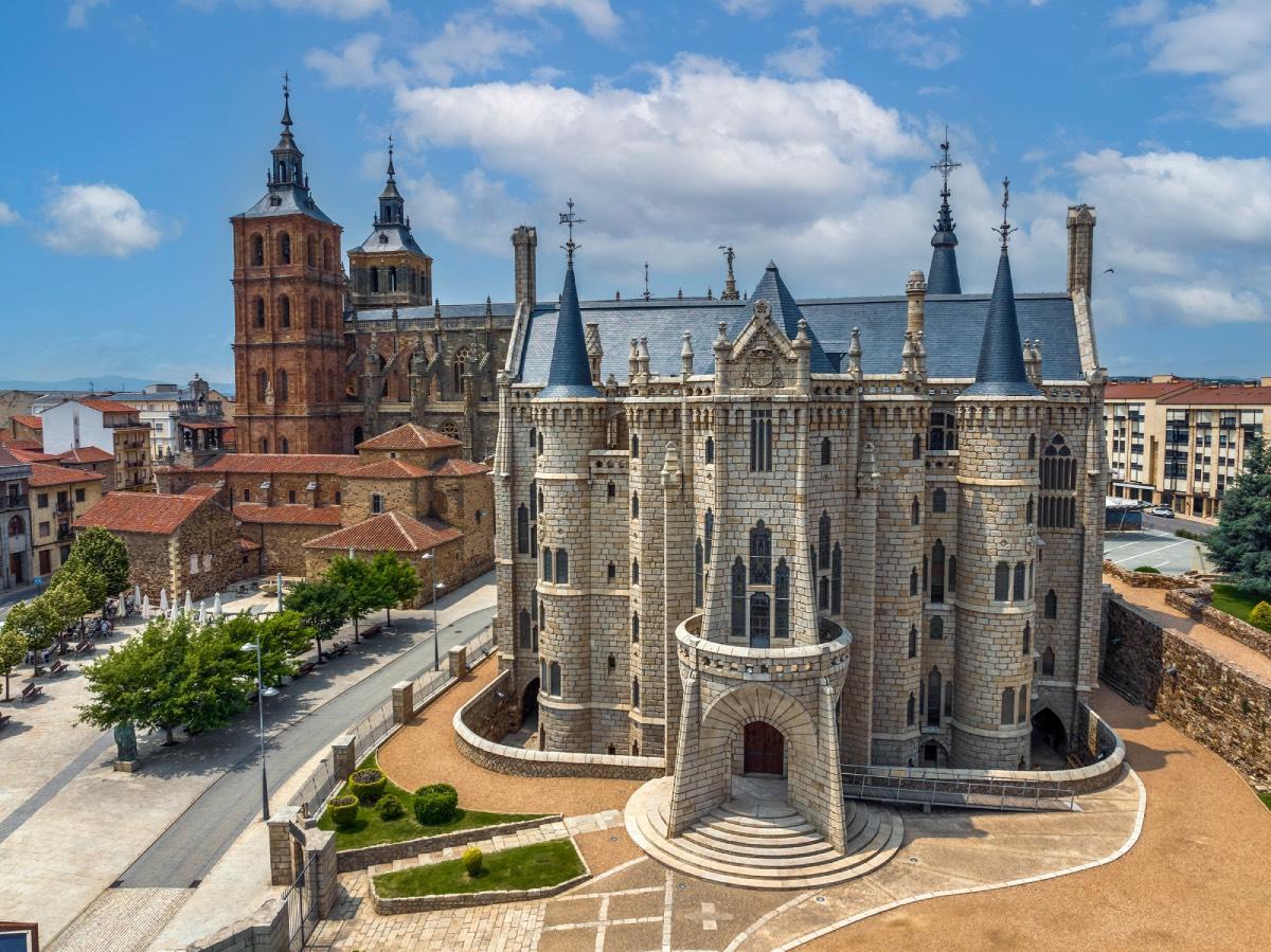 Palacio Episcopal de Astorga, uno de los más singulares de Gaudí
