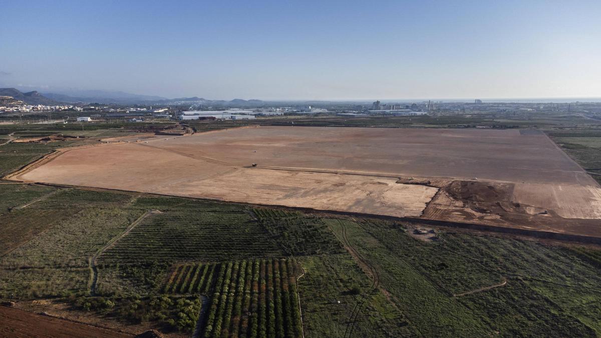 Terrenos preprados para la construcción de la gigafactoría de Sagunt.