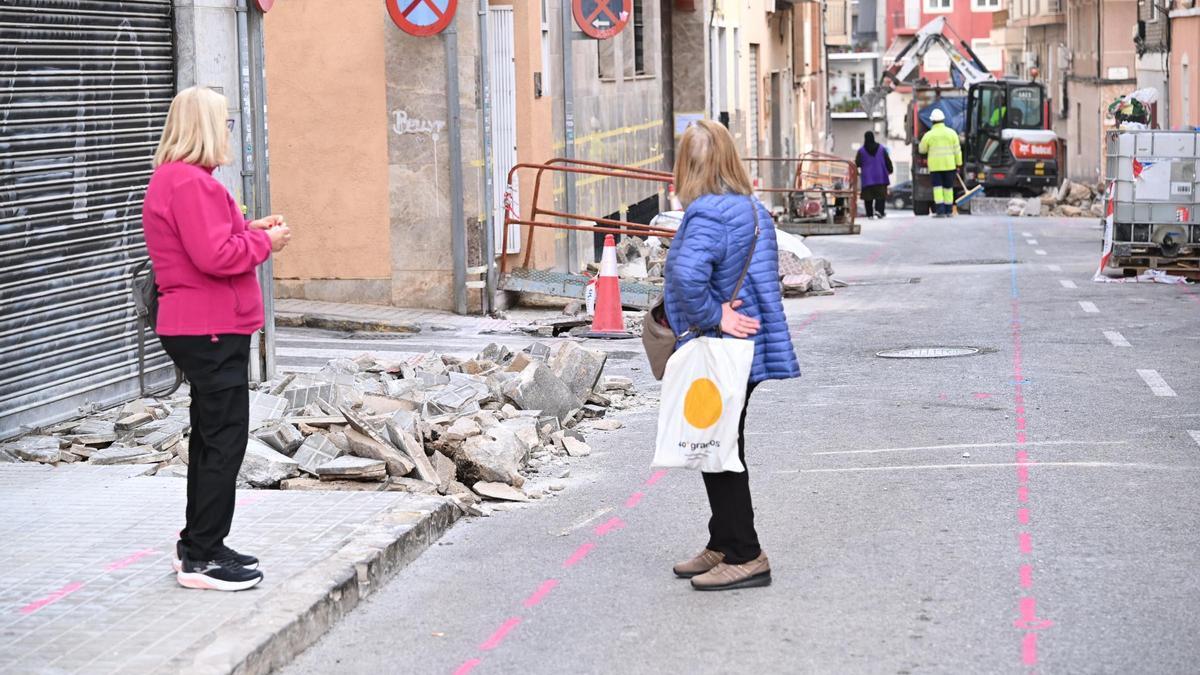 La renovación de calles en el barrio del Pla sigue avanzando en Elche