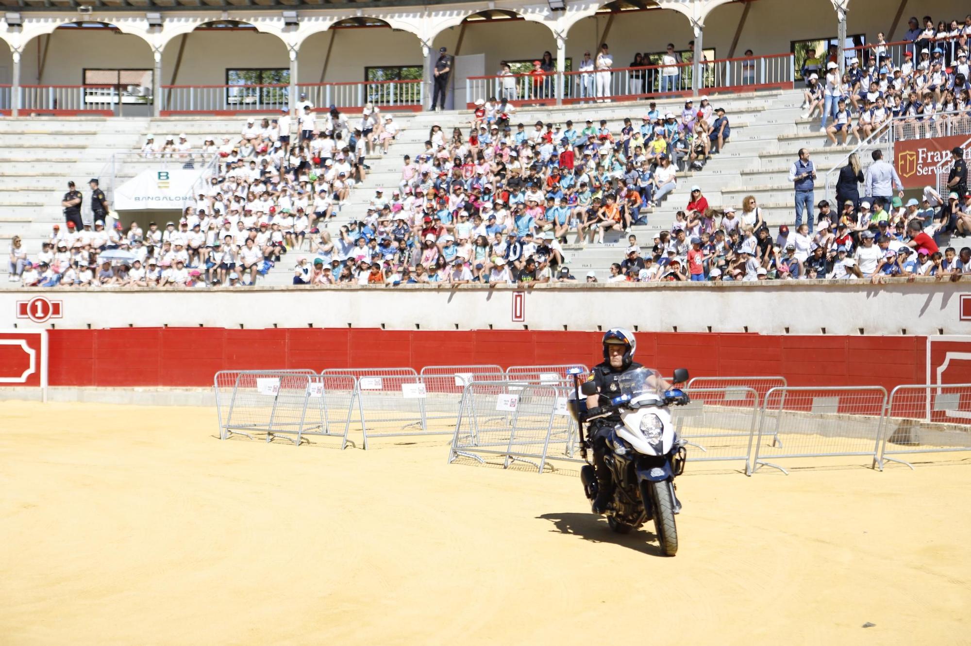 Ehibición policial en Lorca por su 200 aniversario