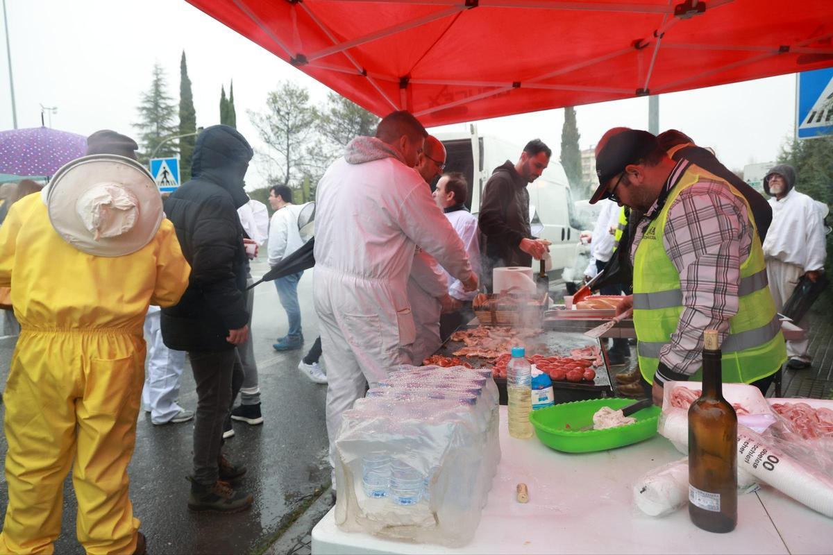 Fotogalería | Imágenes de la tractorada en Cáceres, este miércoles