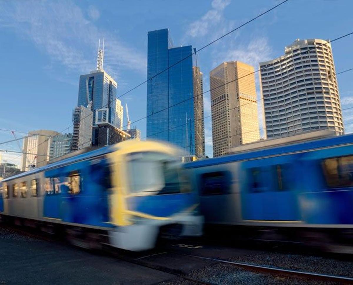 Trenes en las calles de Melbourne.