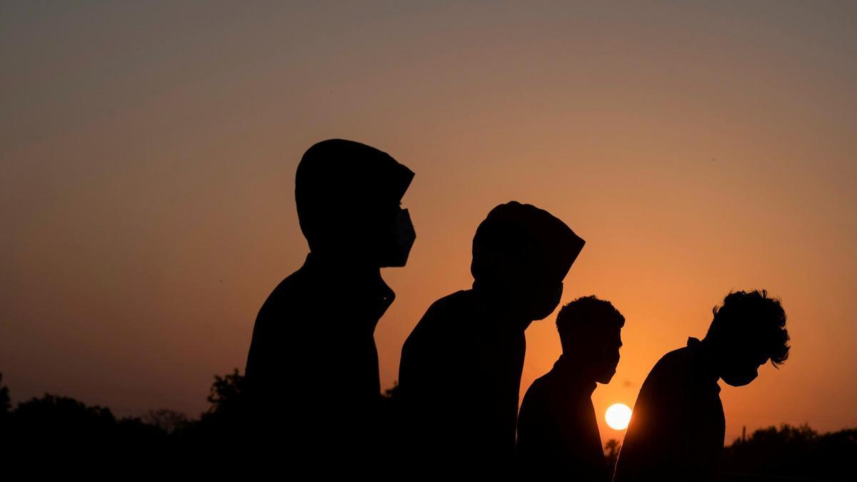 Migrantes menores de edad en Texas.