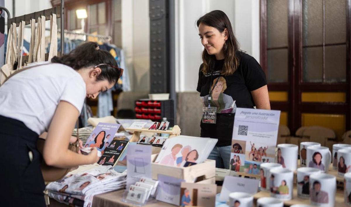 En el Mercado de Motores hay una gran variedad de productos artesanales que comprar