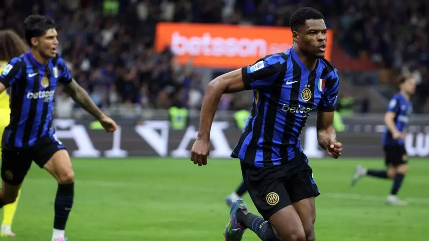 La decisión del Barça con Dumfries