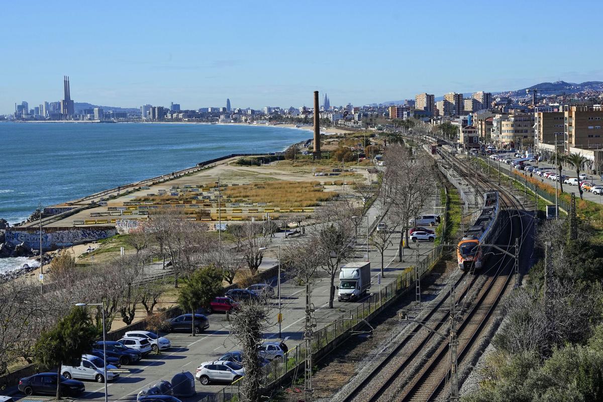 Desperfectes en les vies restringeixen el servei a l’R1