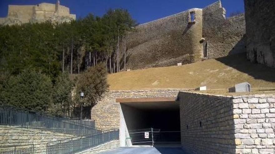 El Gobierno relanza el parador de Ibiza mientras bloquea durante cuatro años la reforma del recinto de Morella