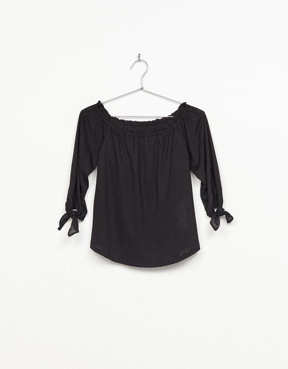 Blusa mesonera de Bershka