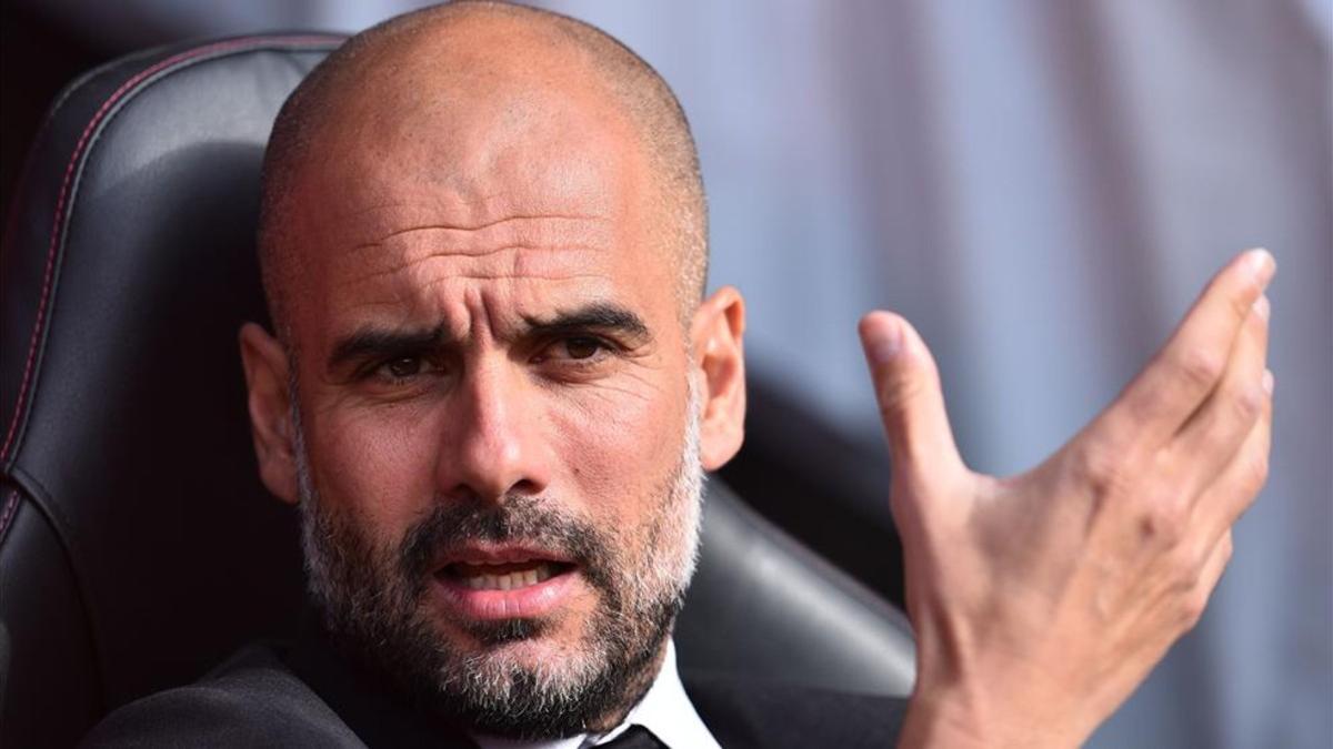 Guardiola lanza flores a Mourinho antes del derbi de Manchester