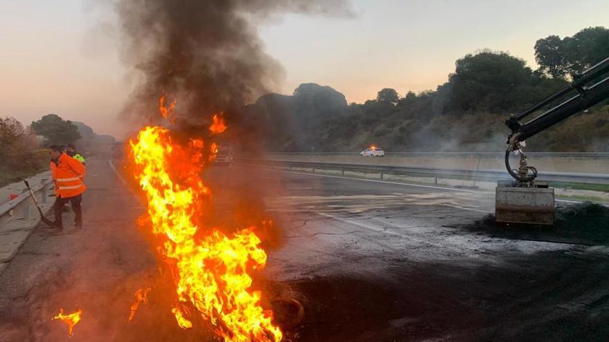 Talls a les carreteres gironines en protesta pel consell de ministres del 21D