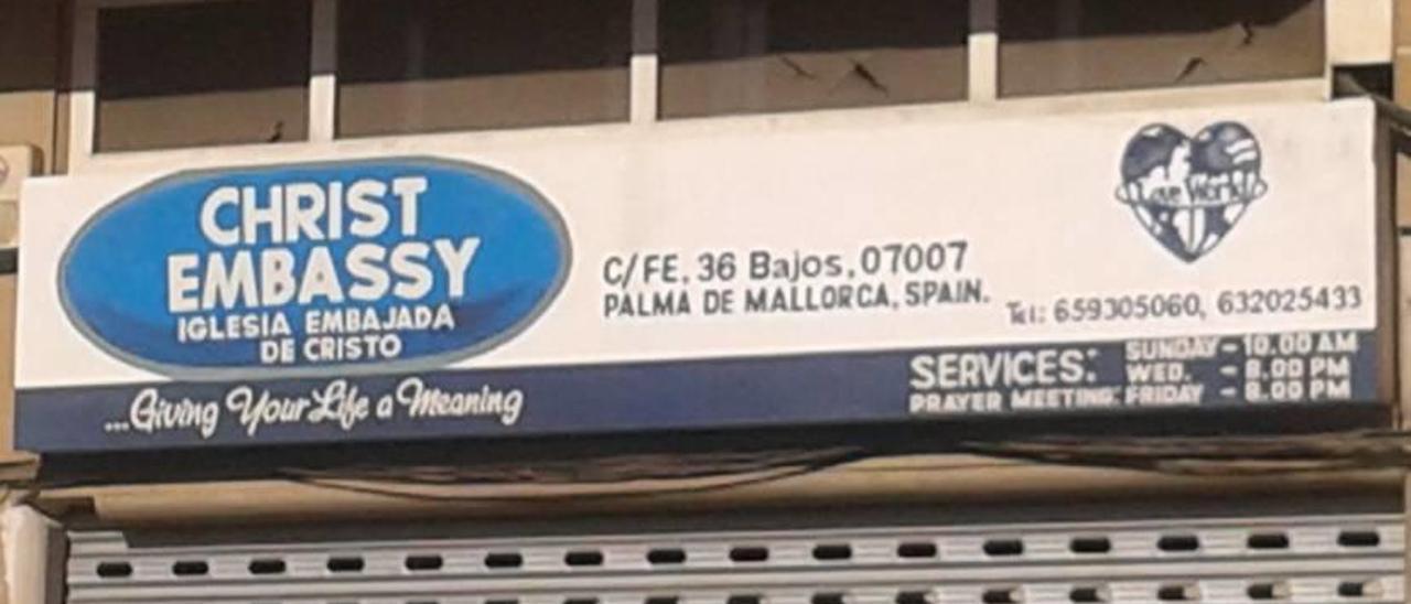 El cartel de la representación divina en Palma.