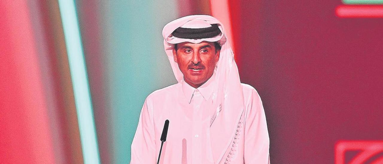 El emir de Catar, el pasado mes de abril, en un acto de la FIFA en Doha.