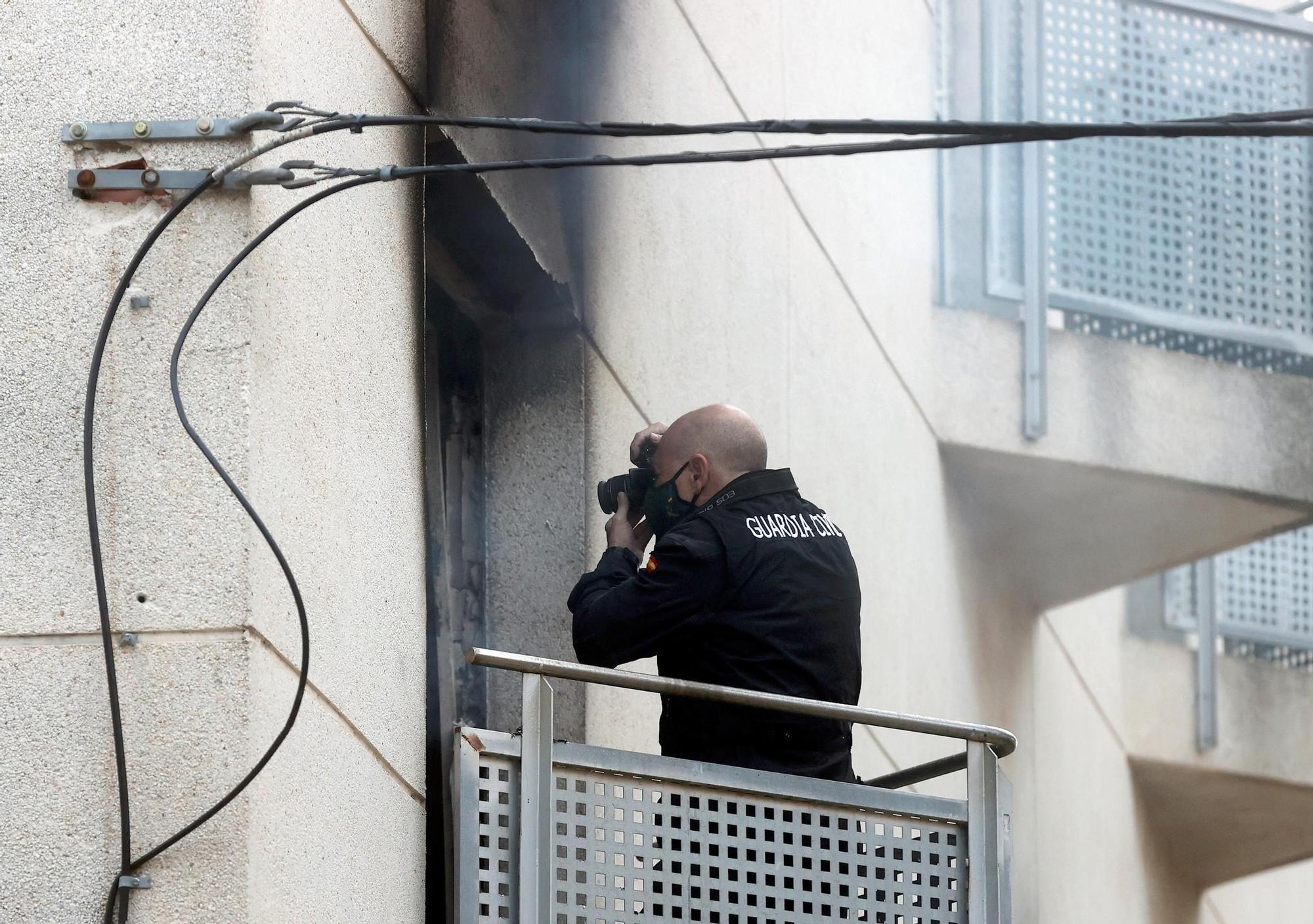 Las huella del incendio de la residencia de Moncada a la luz del día