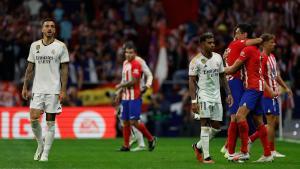 Joselu y Rodrygo, atacantes del Real Madrid, tras la derrota contra el Atlético.