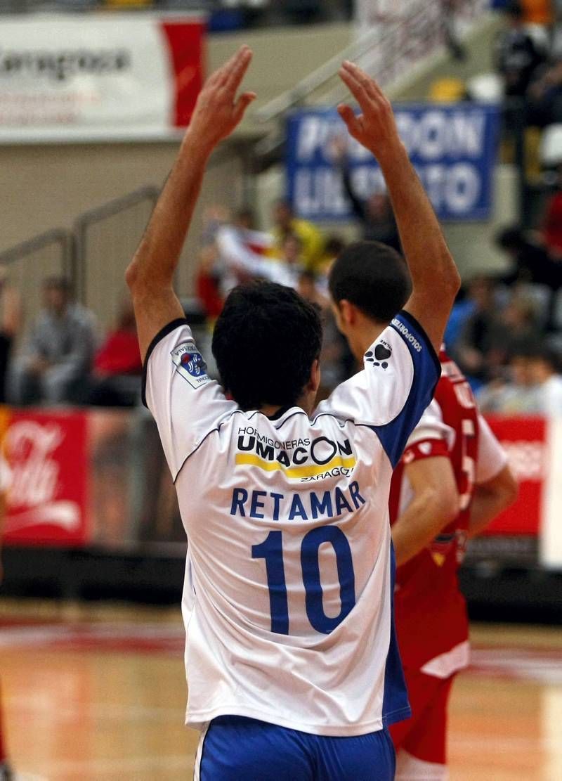 Fotogalería: Umacón- Santiago Futsal