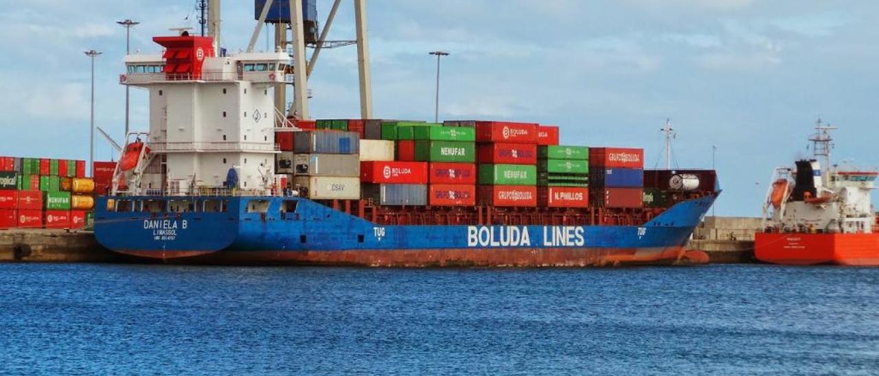 Terminal de contenedores de Boluda en el puerto de Las Palmas.