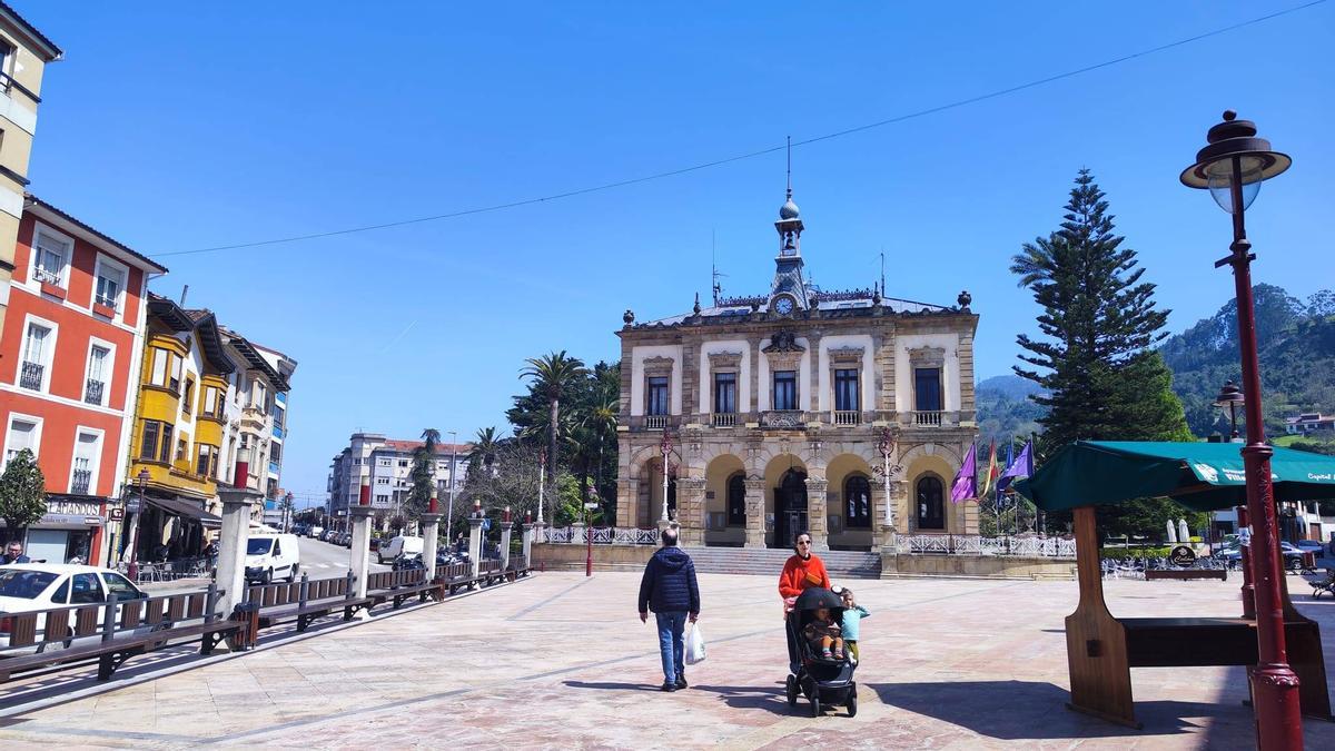 Plaza del Ayuntamiento de Villaviciosa.