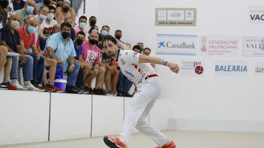 Puchol II, defensor del títol en la modalitat d'escala i corda, va eliminar a Guillermo i Giner per a classificar-se a la semifinal del XXXVI Campionat Indiivdual - Trofeu President de la Generalitat.