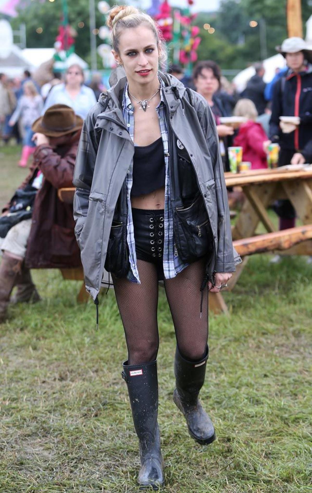 Alice Dellal, en el Festival de Glastonbury