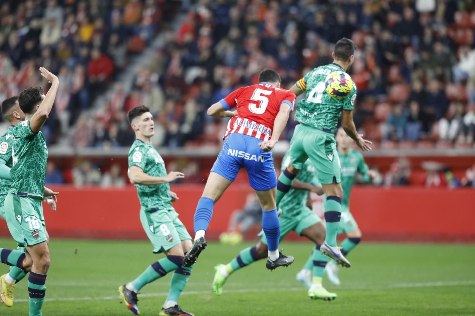 EN IMÁGENES: El encuentro entre el Sporting y el Levante