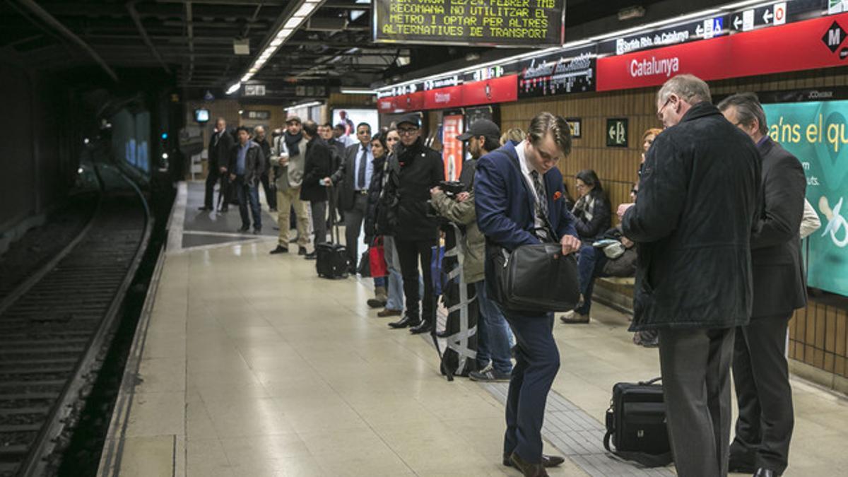 Huelga de metro. Parada de plaza de Catalunya