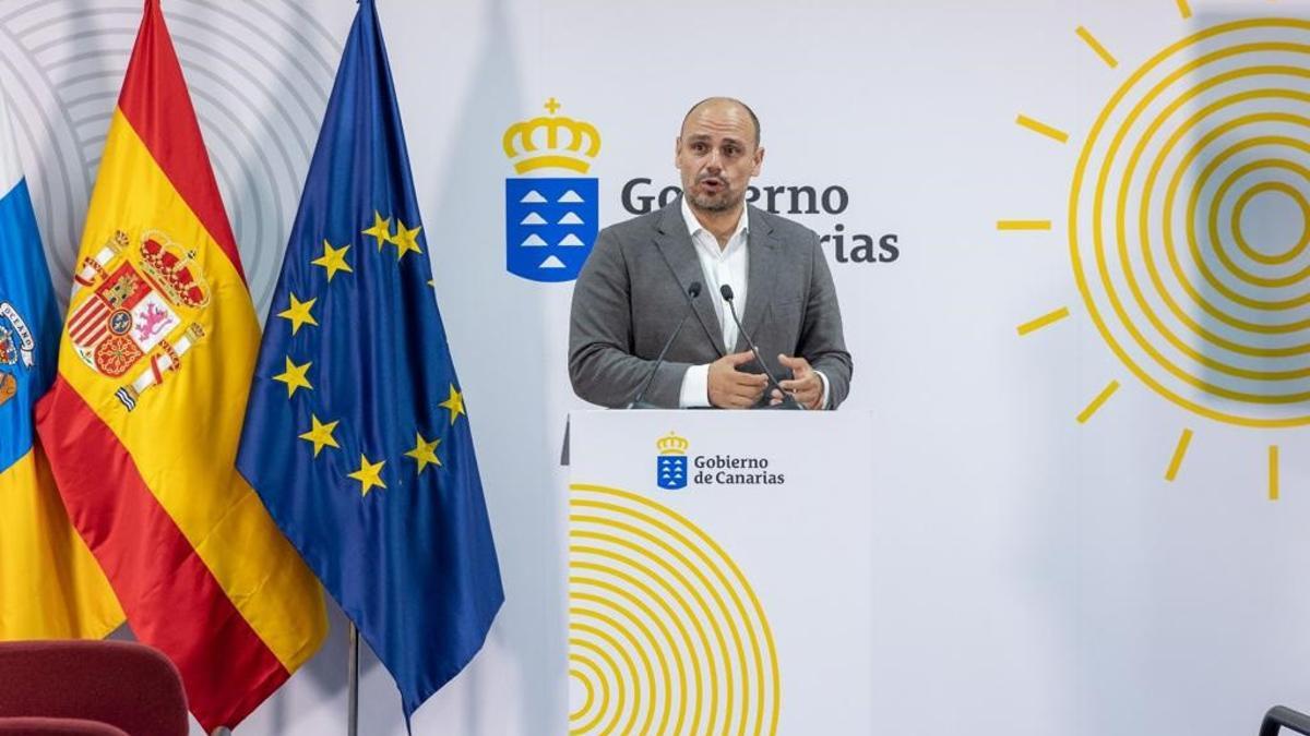 El portavoz del Gobierno de Canarias, Alfonso Cabello
