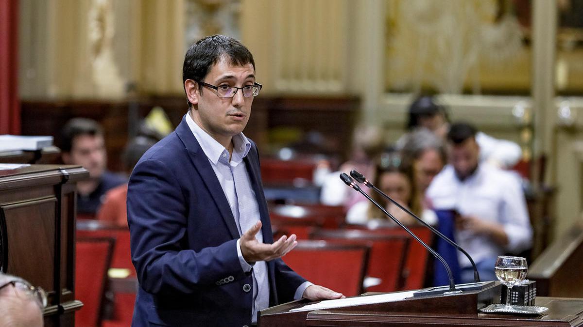 El Govern promete un plan de empleo de emergencia en junio