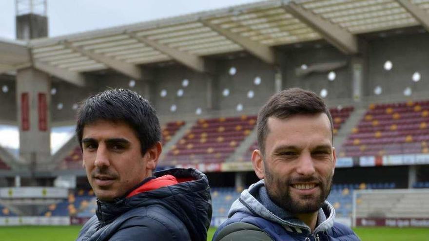 Jimmy (izquierda) y Marcos Álvarez en Pasarón, tras el entrenamiento de ayer. // Gustavo Santos