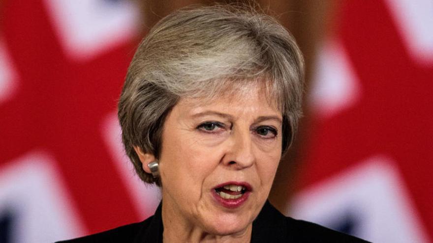 Theresa May estudia convocar   eleccions anticipades al novembre